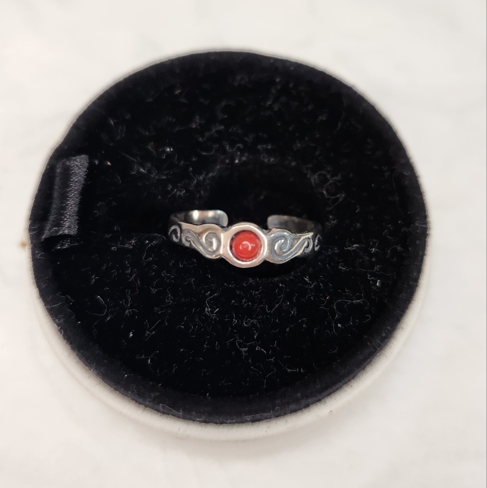 Silver red toe ring - Picture 1 of 8
